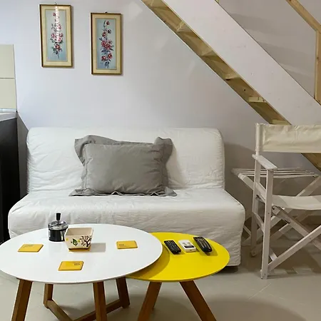 Summer Apartment