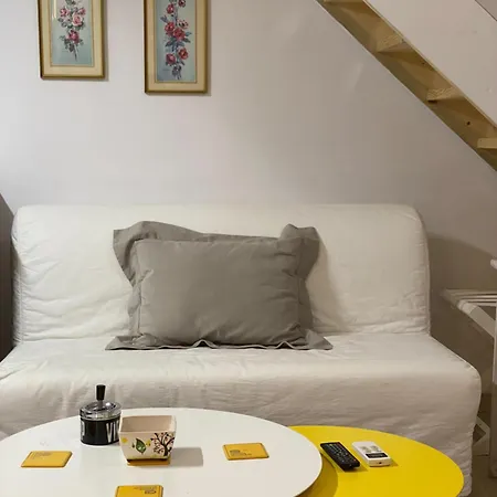 Summer Apartment